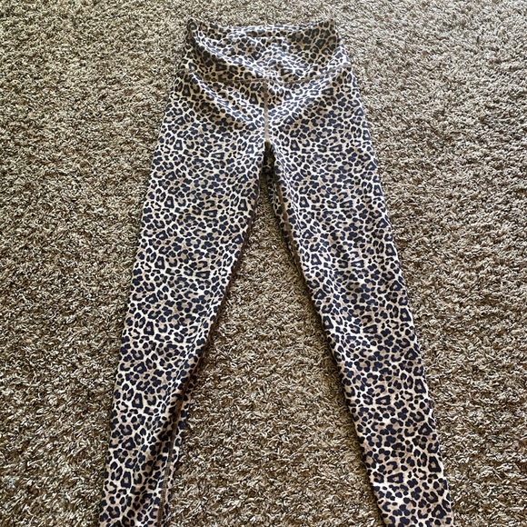 American Eagle Cheetah Print Leggings - Picture 1 of 2